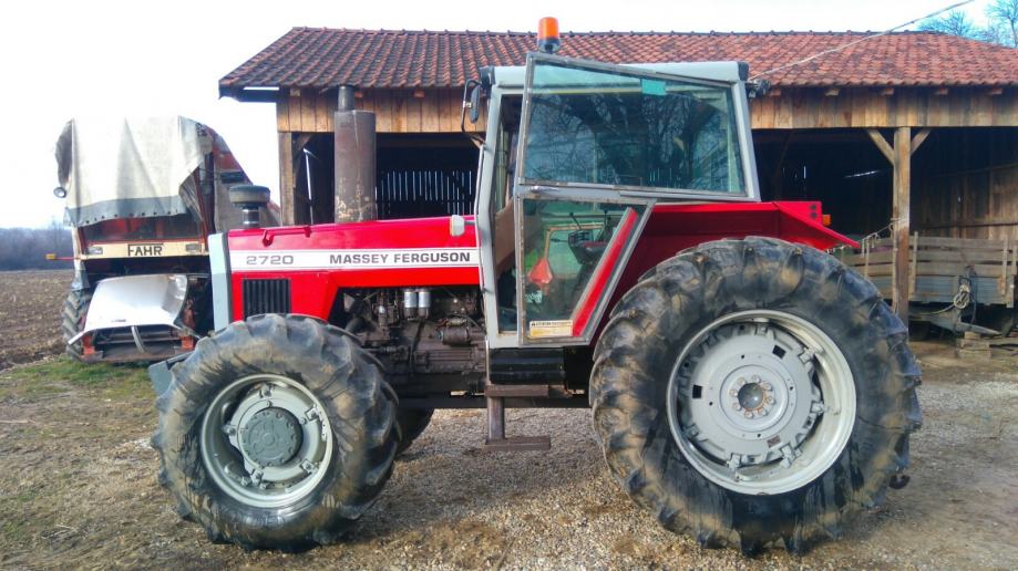 Massey Ferguson 2720