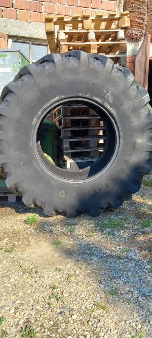 Guma za kombajn 620/75R30