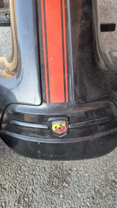 Formula za djecu na pedale Abarth