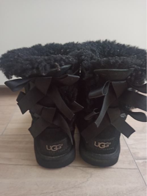 Ugg br.25