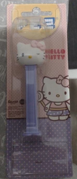 PEZ ® HELLO KITTY original zapakirana figurica s izvađenim bonbonima