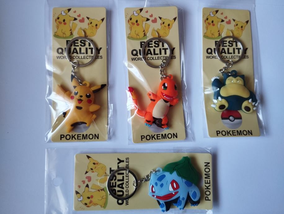 POKEMON  privjesci  - set 4 komada - NOVO