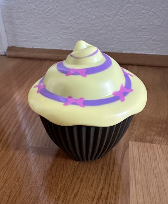 CupCake lutka