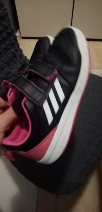 ADIDAS BR 35 KVALITETNE I VRLO UDOBNE TENISICE