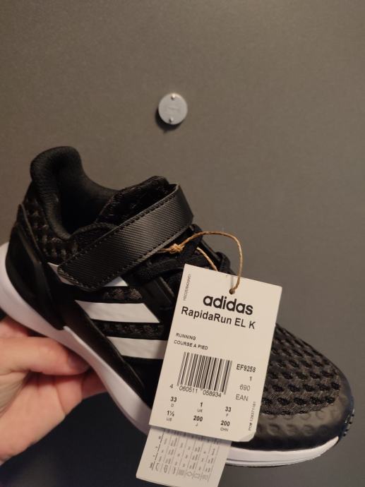 Prodajem nove dječje Adidas tenisice vel. 33