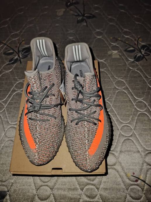 yeezy 350 beluga