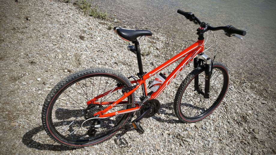 felt q24 mountain bike