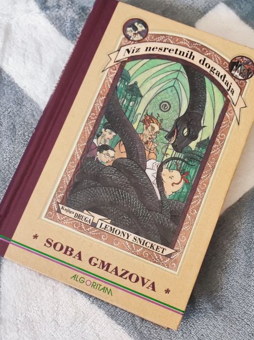 Lemony Snicket Soba gmazova Niz nesretnih događaja