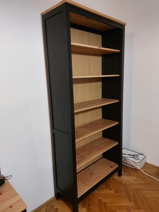 Prodajem biblioteku HEMNES, Ikea