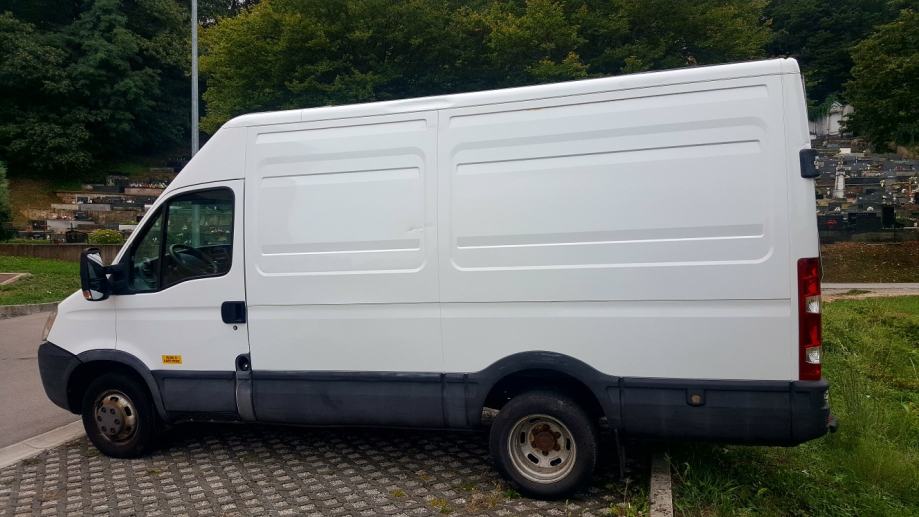 iveco daily 2 3 hpi