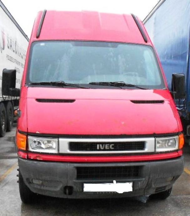 Iveco daily 65C15 V na ime kupca reg.11-2019., 2004 god.