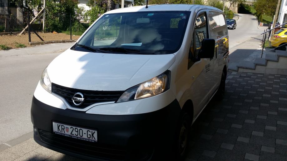 Nissan nv200 2012