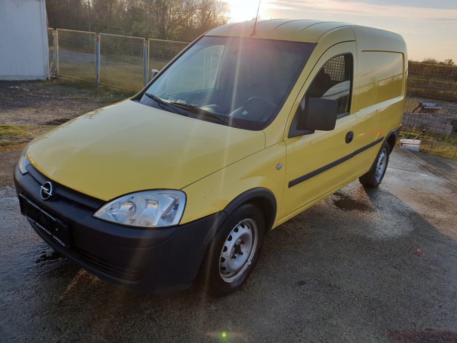 2010 opel combo