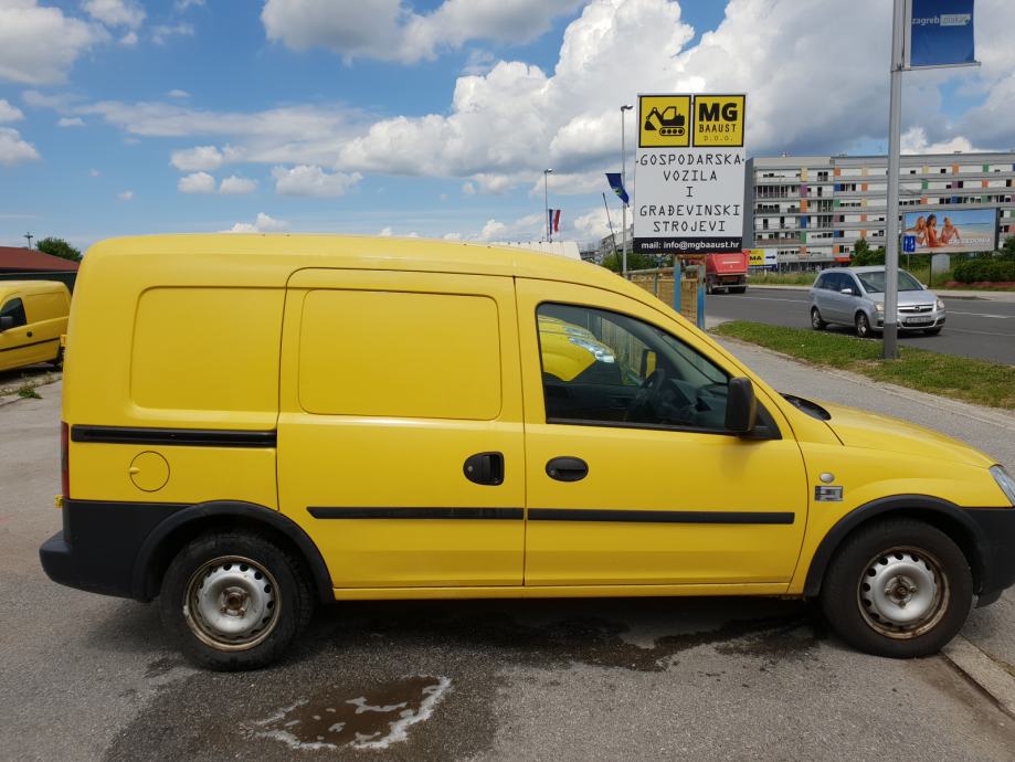 2010 opel combo