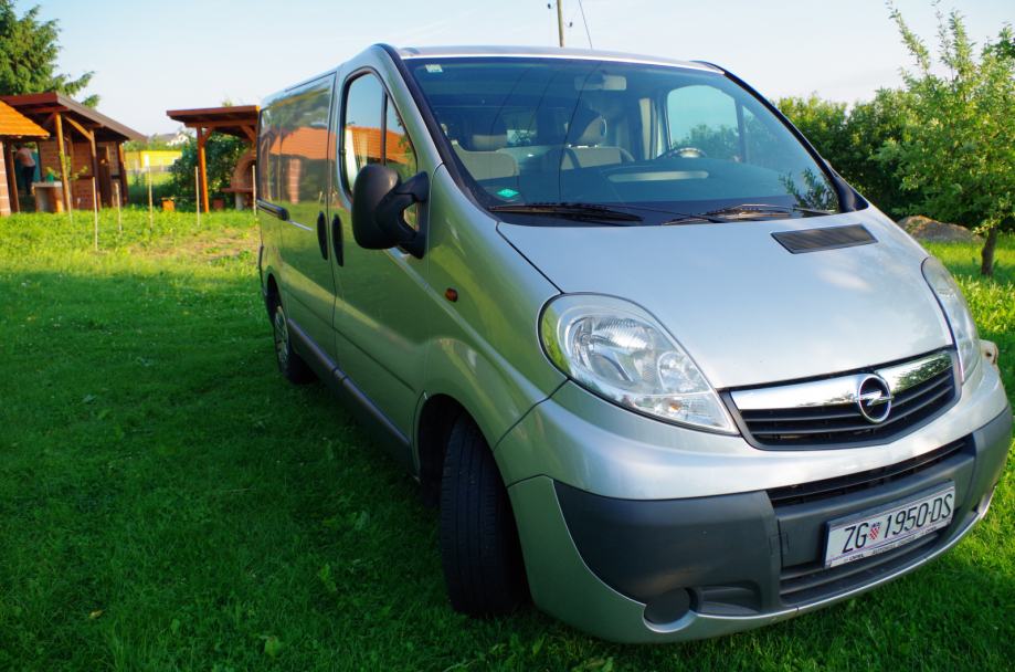 Opel vivaro 2008