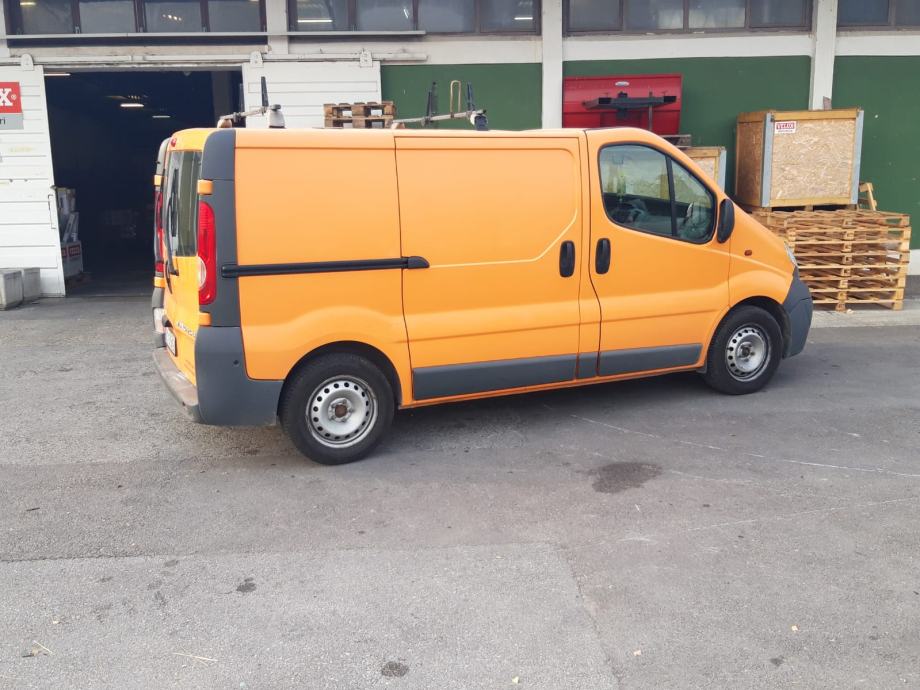 Opel vivaro 2008