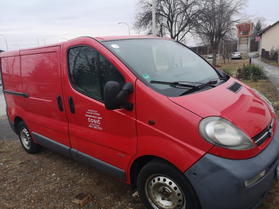 Opel vivaro 2003