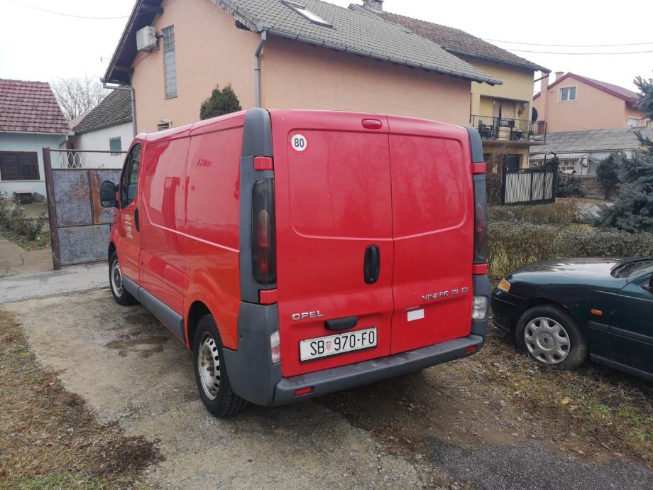 Opel vivaro 2003