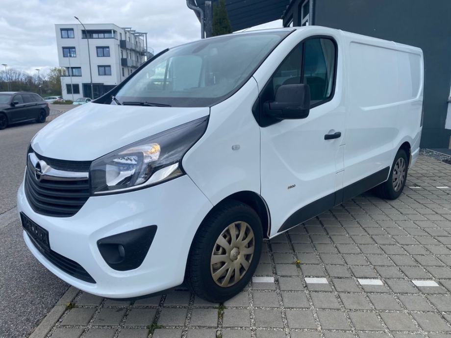 Opel Vivaro *svojim kamionima uvozimo po naudžbi*, 2018 god.