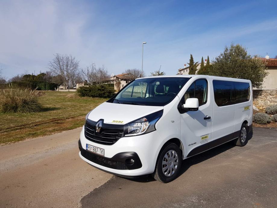 Renault trafic passenger