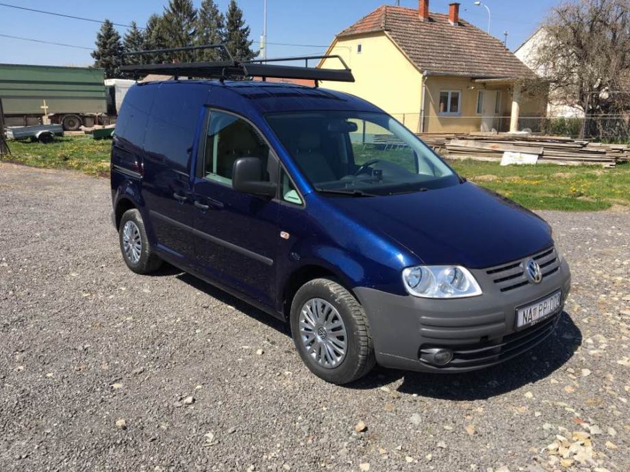 Volkswagen caddy 2008 год