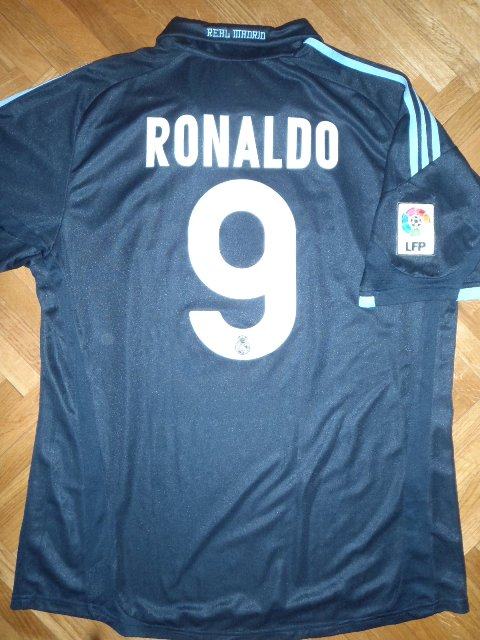 REAL MADRID  RONALDO 9