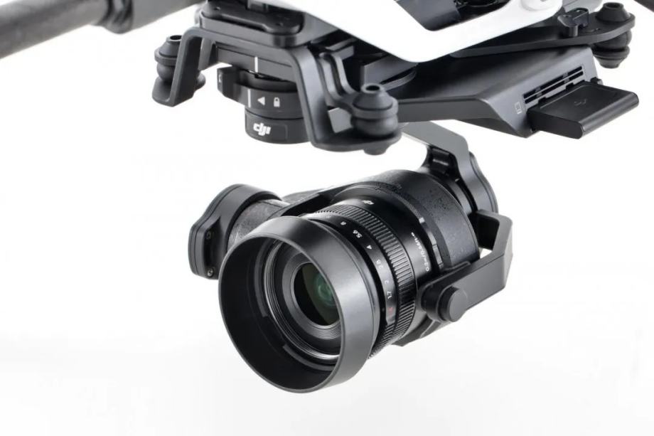 DJI Zenmuse X5R + objektiv DJI D-L015 MFT ASPH 15mm Lens f1.7 Prime L