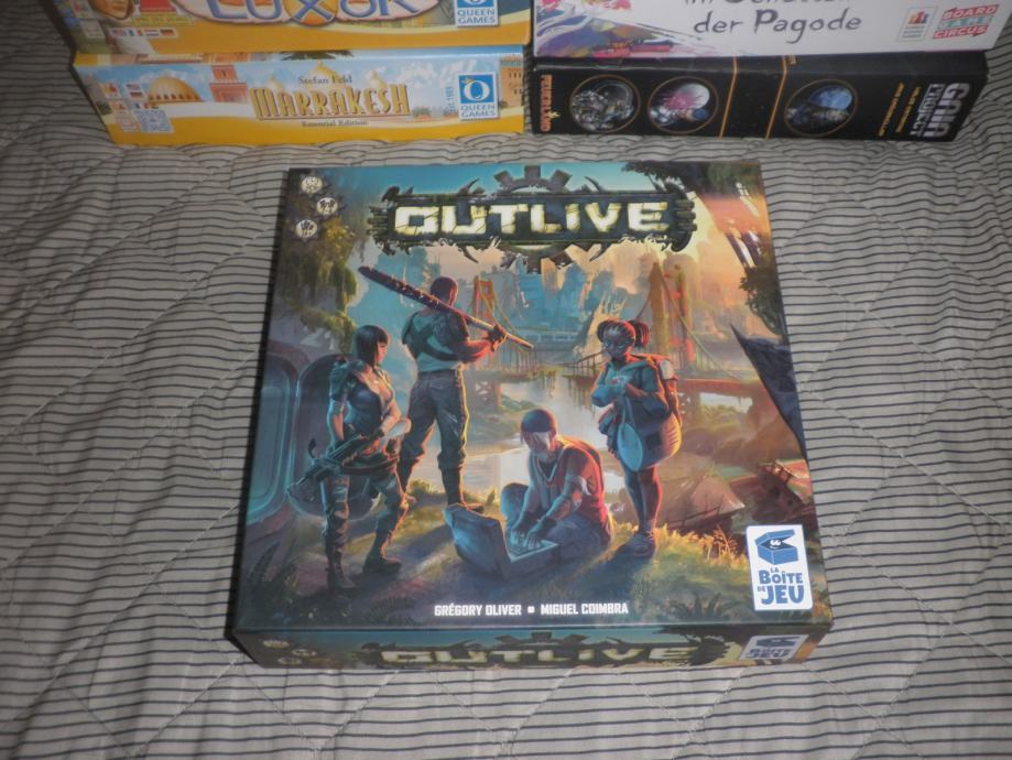 OUTLIVE - društvena igra / board game do 4 igrača