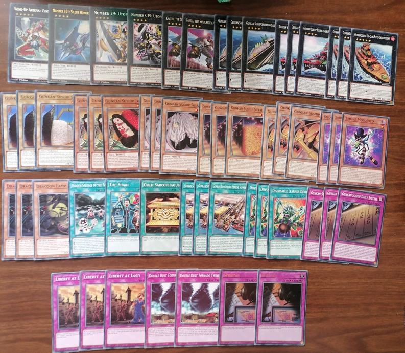 Yugioh Gunkan deck + 50 nasumicnih karata