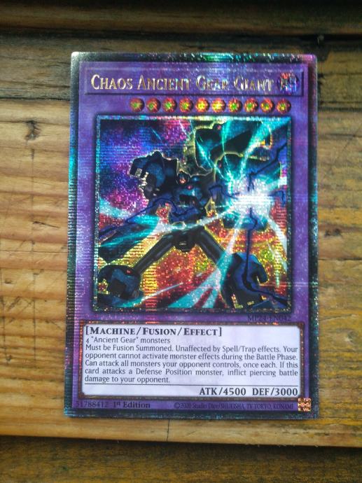 yugioh karte lot Mega Tin 2024 holo i common+playmat povoljno prodajem