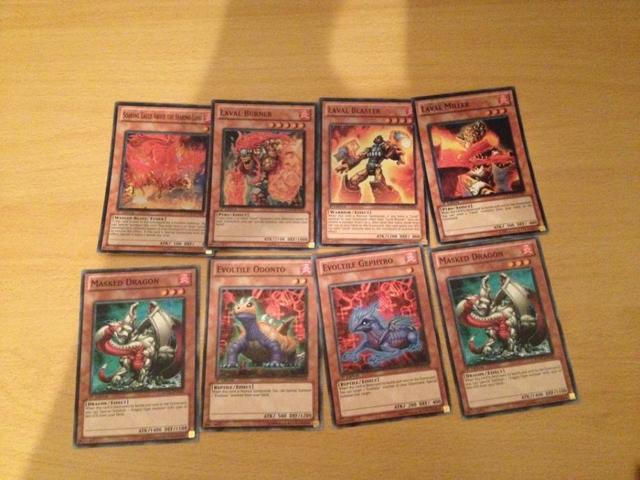 Yugioh karte + album za karte