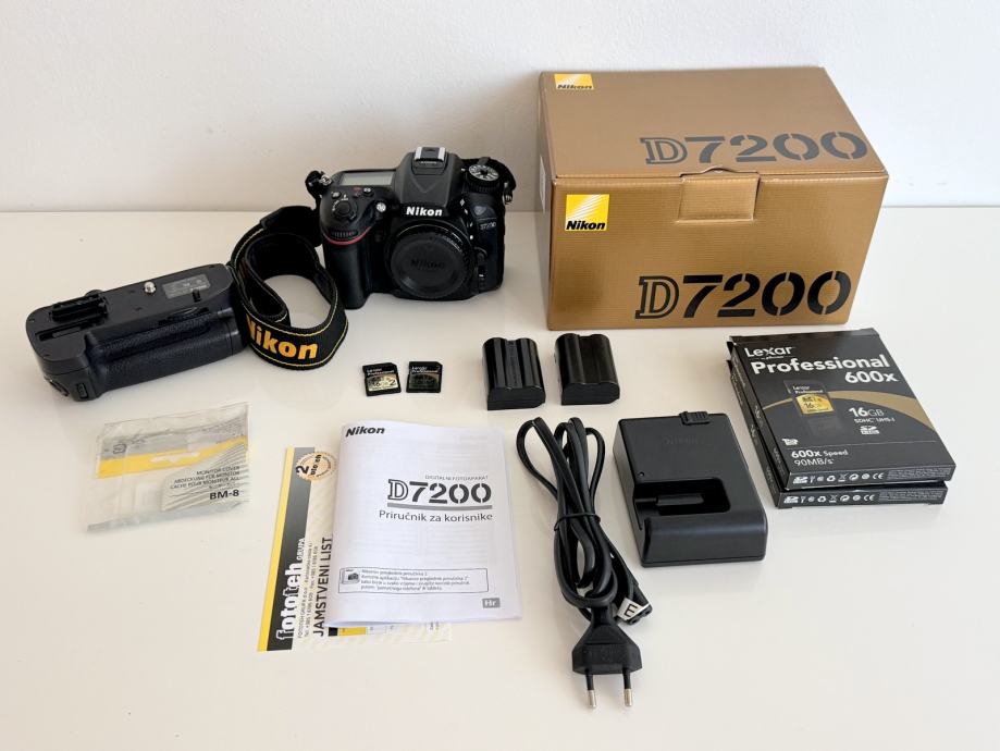 Nikon D7200 DSLR + battery grip, 2 baterije, 2 SD kartice,...