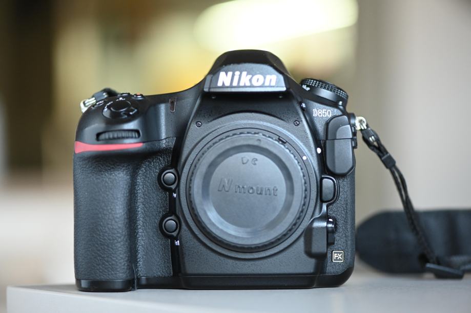 Nikon D850