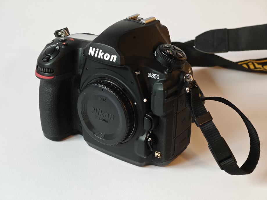 Nikon D850