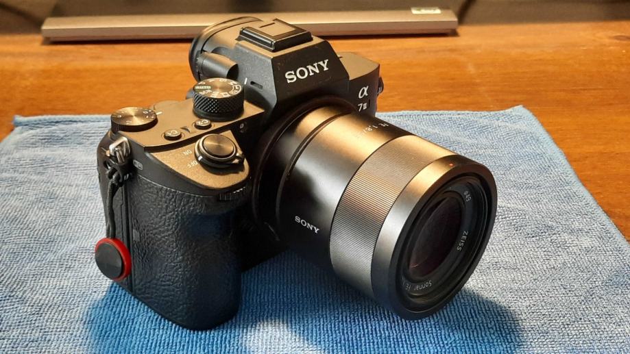 Sony A7III (body only)