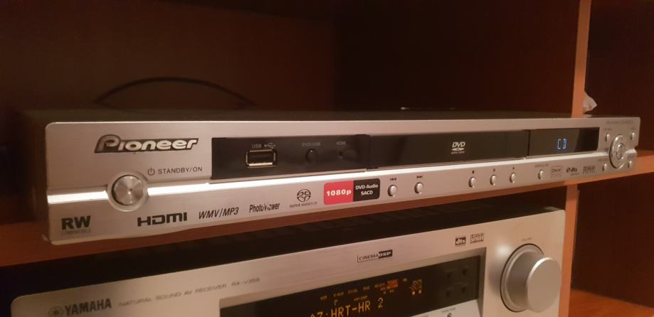 Pioneer DV-600AV DVD player