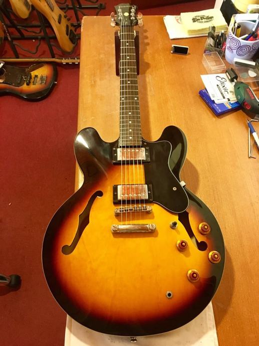 Epiphone DOT ES-335