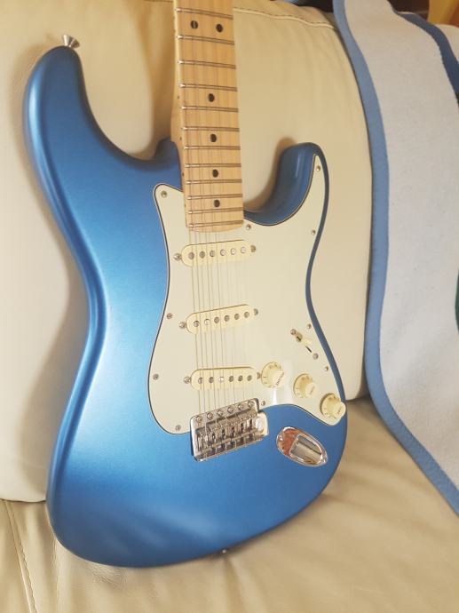 Fender American Performer Stratocaster made in Usa, 2020 ko nova