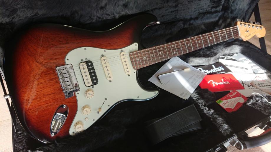 Fender Limited Edition American Deluxe Mahogany Stratocaster HSS