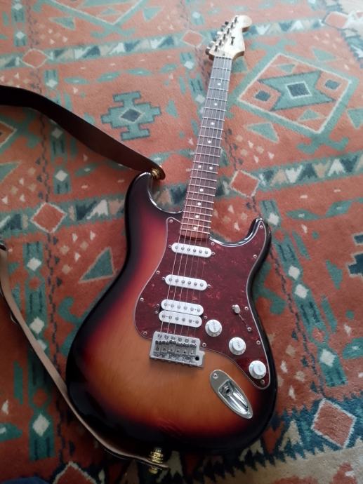 Fender MIM HSS Standard Stratocaster