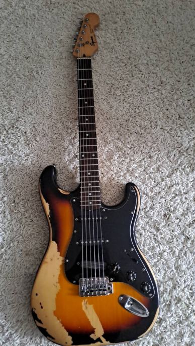 Fender squier stratocaster