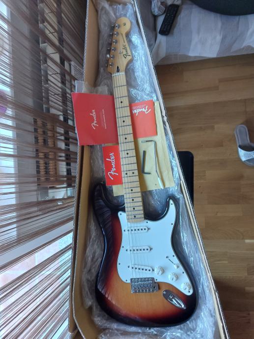 Fender Standard (Mim) Player Stratocaster