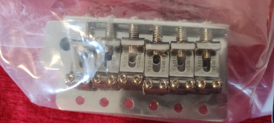 Fender Stratocaster bridge