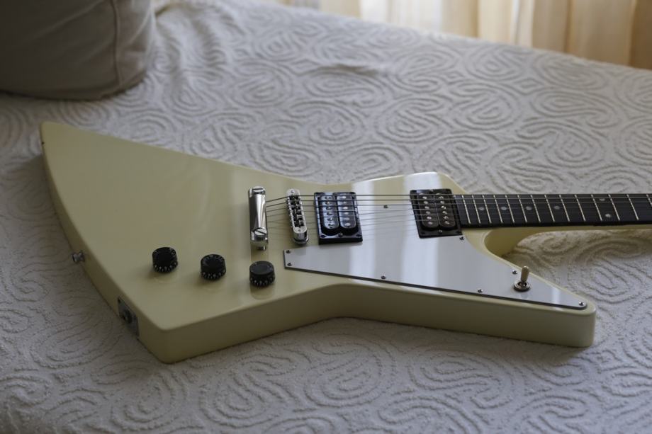 Проверить серийный номер gibson explorer