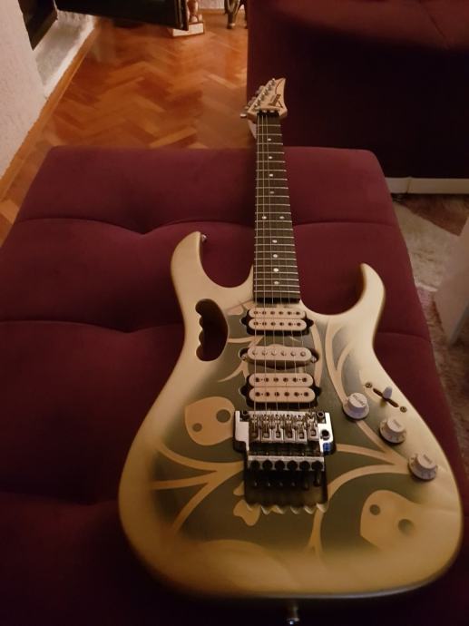 Ibanez, custom