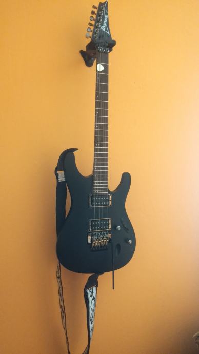 Ibanez S520 black!