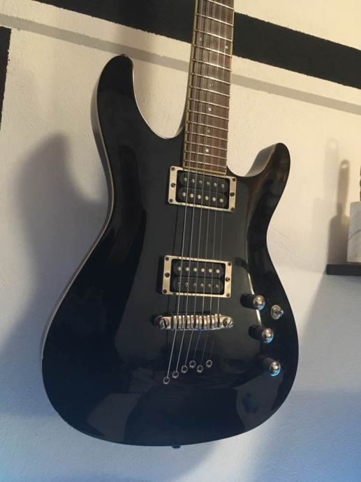 Ibanez SZ320