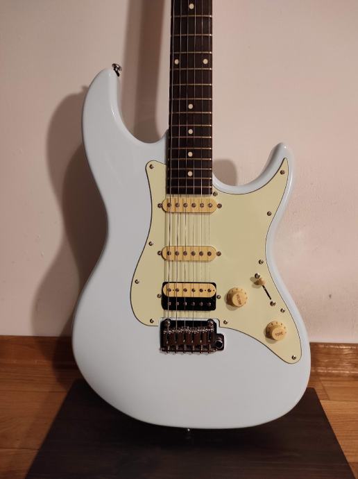 SIRE LARRY CARLTON S3 STRATOCASTER