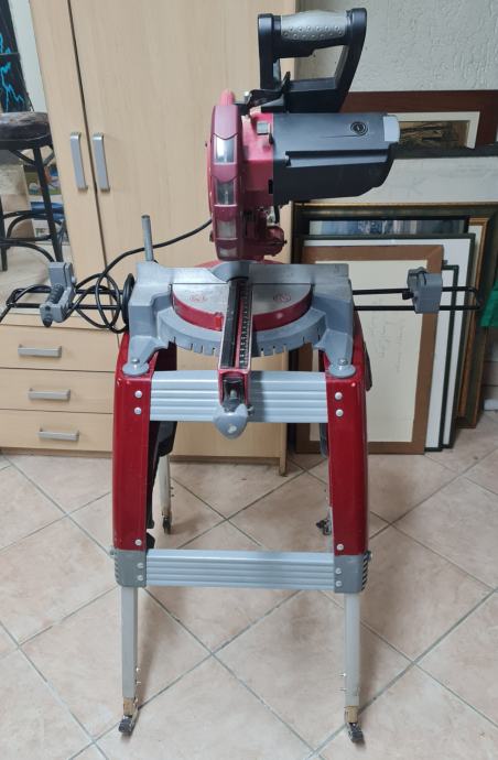 Einhell preklopna potezna pila RT-SM 305 L