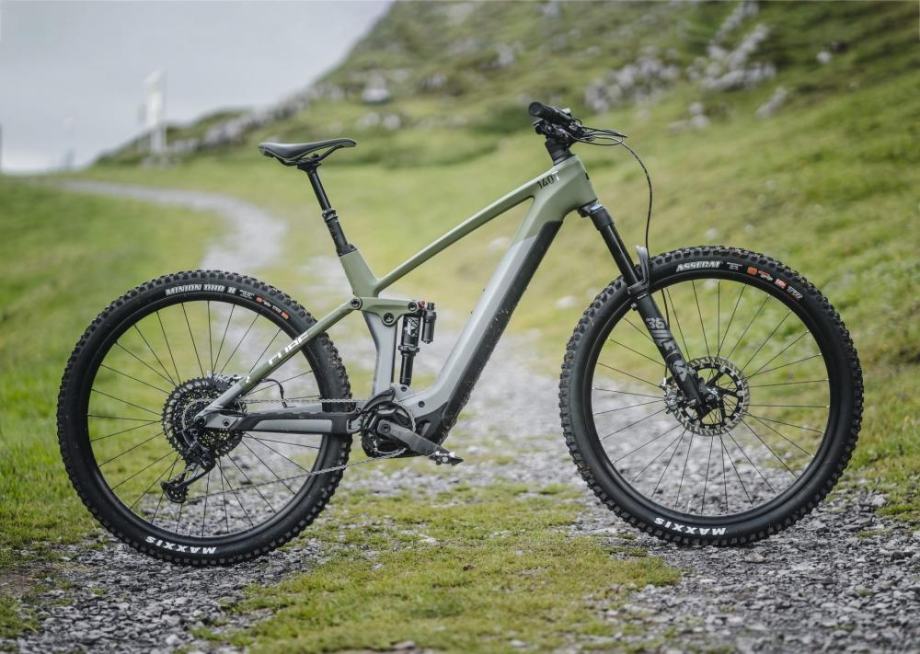 Cube Stereo E bike XL Ram 29er Karbon Bosch 750wh